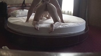 Husband fucked his wife in the round bed
